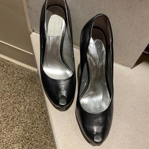 Jessica Simpson Pump PeepToe Leather Size 6